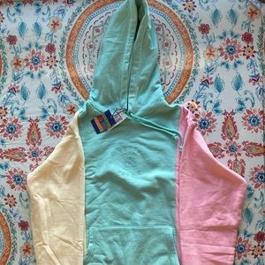 Teddy Fresh Size M Embroidered Logo Hoodie Sweatshirt Pastel Color Block NWT